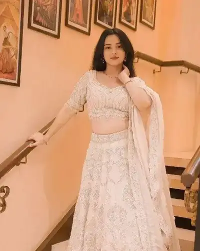Escort Service In Palalahada